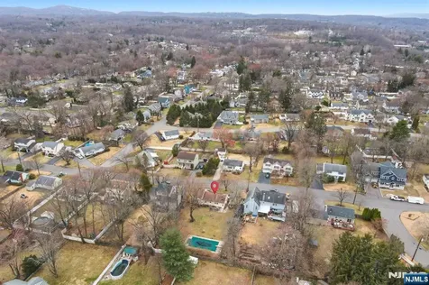15 Colgate Road Oakland NJ 07436