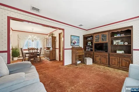 15 Colgate Road Oakland NJ 07436