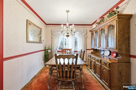 15 Colgate Road Oakland NJ 07436