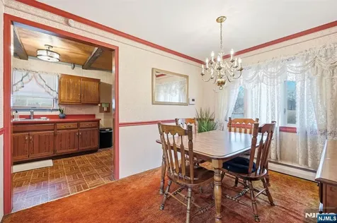 15 Colgate Road Oakland NJ 07436