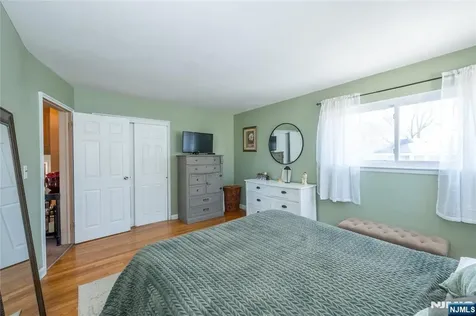 54 Harrison Street Dumont NJ 07628