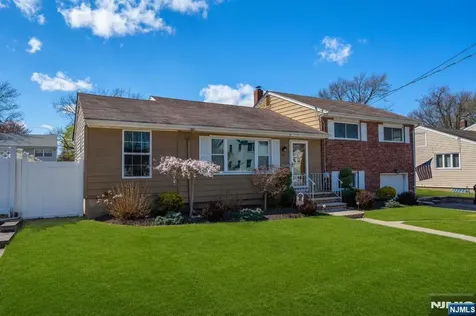 54 Harrison Street Dumont NJ 07628