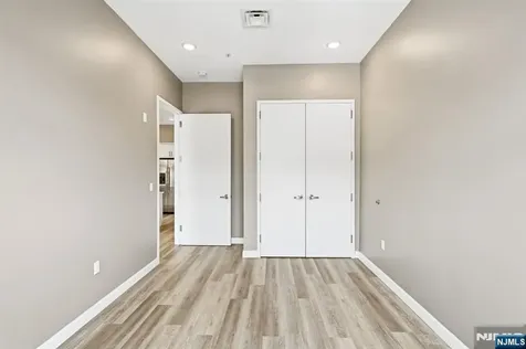 271 Millburn Avenue Millburn NJ 07041