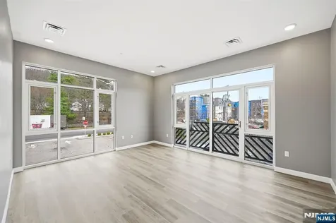 271 Millburn Avenue Millburn NJ 07041