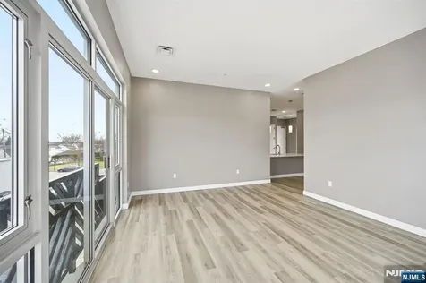 271 Millburn Avenue Millburn NJ 07041