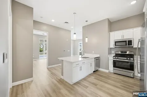 271 Millburn Avenue Millburn NJ 07041
