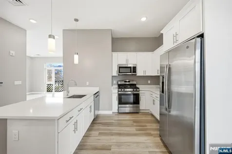 271 Millburn Avenue Millburn NJ 07041