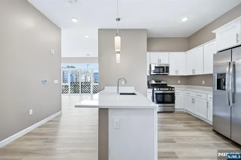 271 Millburn Avenue Millburn NJ 07041