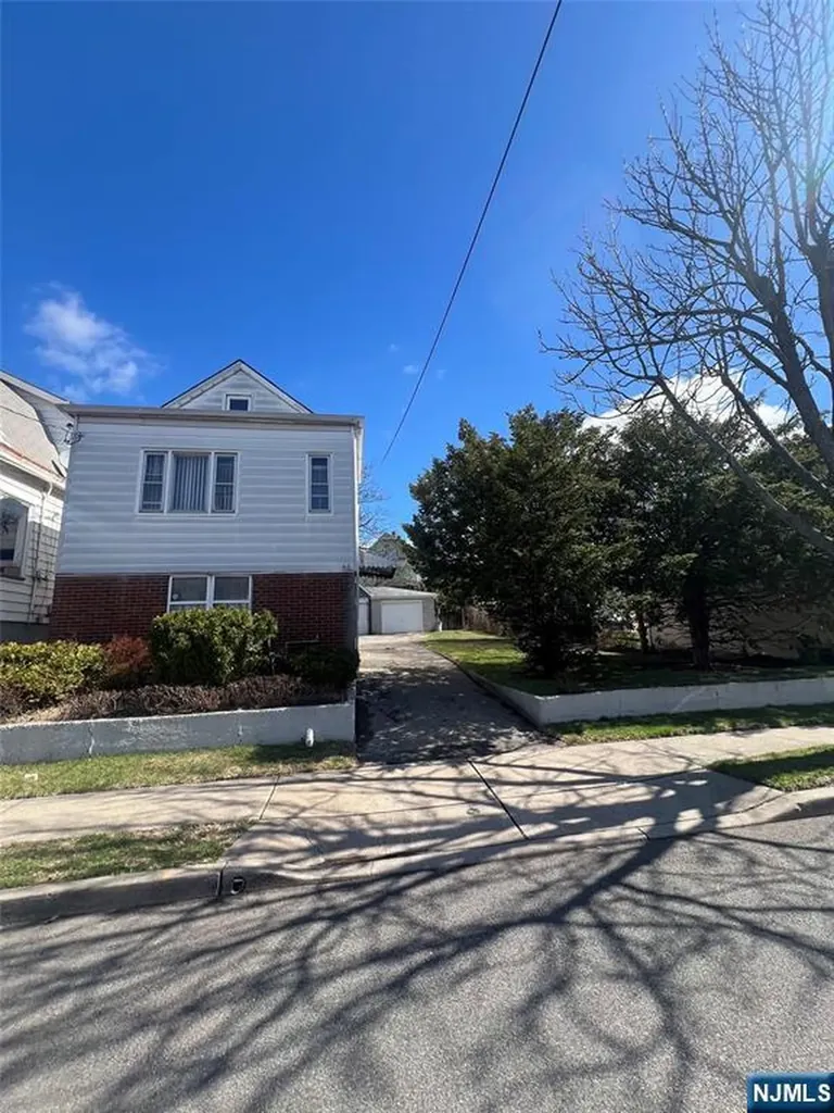 44 Scudder Street Garfield NJ 07026