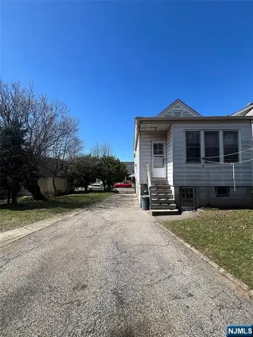 44 Scudder Street Garfield NJ 07026