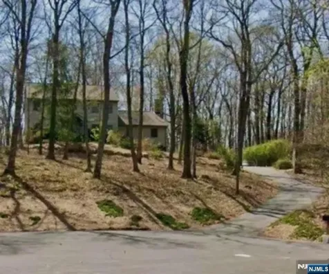 9 Buckhaven Trail Hardyston NJ 07460