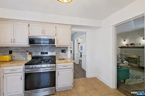 406 Lincoln Avenue Rutherford NJ 07070