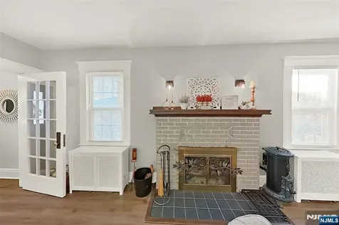 406 Lincoln Avenue Rutherford NJ 07070