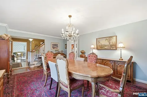 26 Valley Lane Upper Saddle River NJ 07458