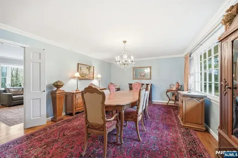 26 Valley Lane Upper Saddle River NJ 07458