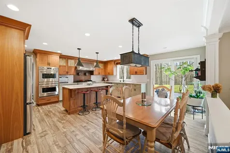 26 Valley Lane Upper Saddle River NJ 07458