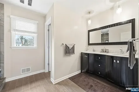 26 Valley Lane Upper Saddle River NJ 07458