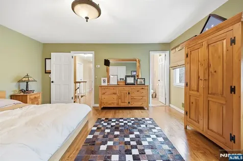 26 Valley Lane Upper Saddle River NJ 07458