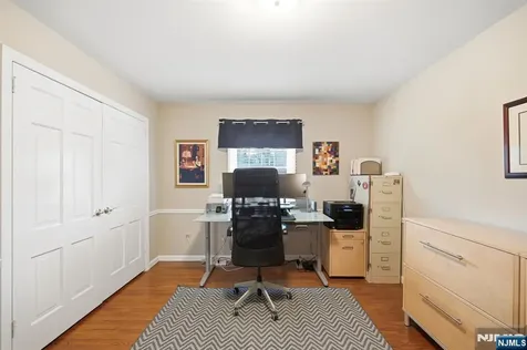 26 Valley Lane Upper Saddle River NJ 07458