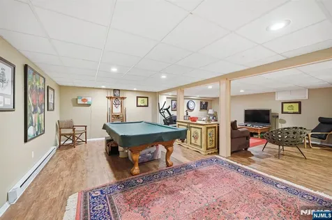 26 Valley Lane Upper Saddle River NJ 07458