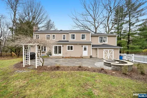 26 Valley Lane Upper Saddle River NJ 07458