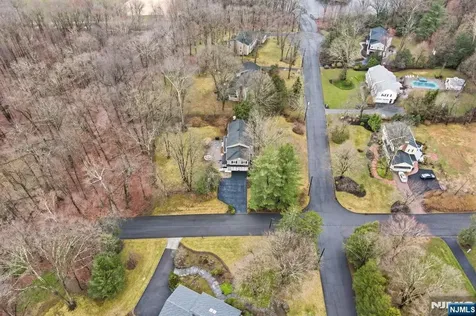 26 Valley Lane Upper Saddle River NJ 07458