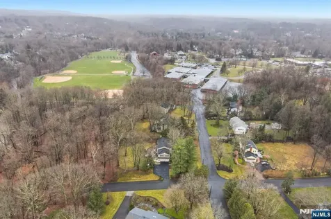 26 Valley Lane Upper Saddle River NJ 07458