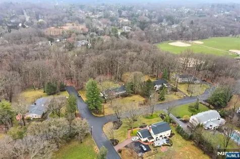26 Valley Lane Upper Saddle River NJ 07458