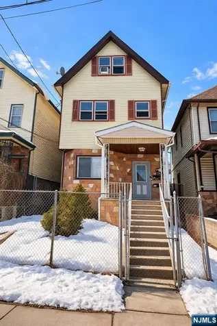 832 Parker Street Newark NJ 07104