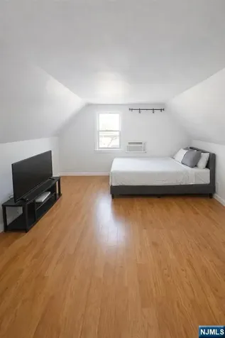 832 Parker Street Newark NJ 07104