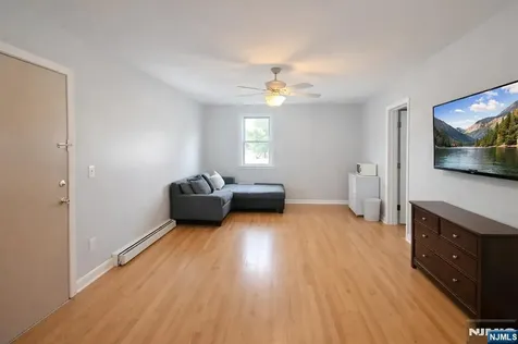 832 Parker Street Newark NJ 07104