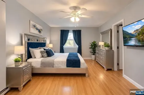 832 Parker Street Newark NJ 07104