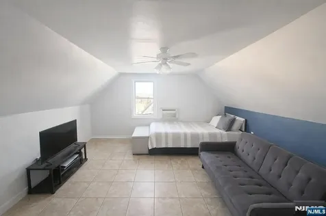 832 Parker Street Newark NJ 07104