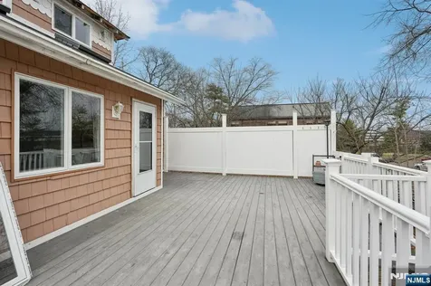 1492 Alps Road Wayne NJ 07470