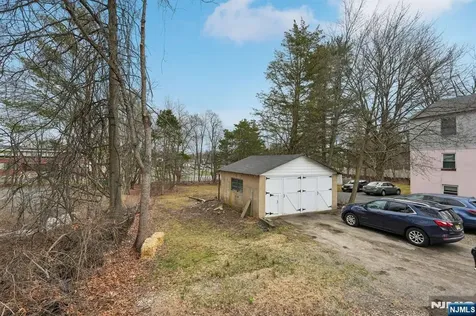 1492 Alps Road Wayne NJ 07470