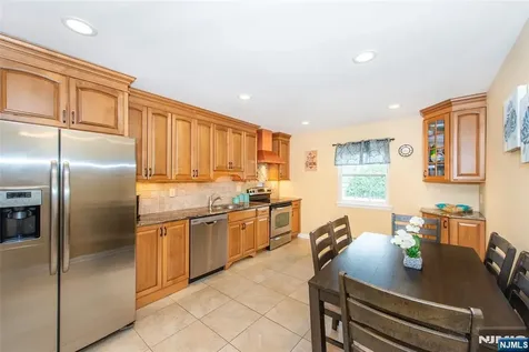 580 Bloomfield West Caldwell NJ 07006