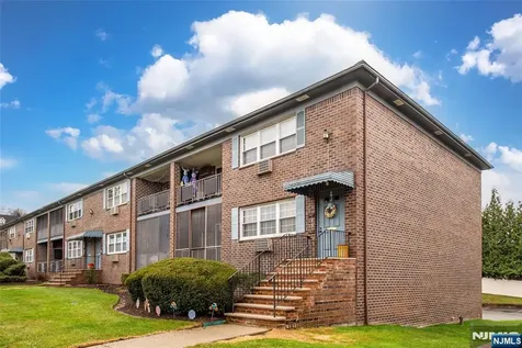 580 Bloomfield West Caldwell NJ 07006
