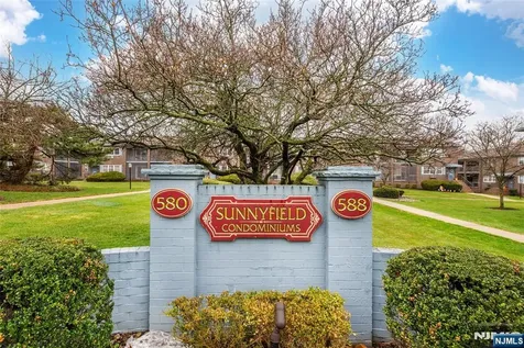 580 Bloomfield West Caldwell NJ 07006
