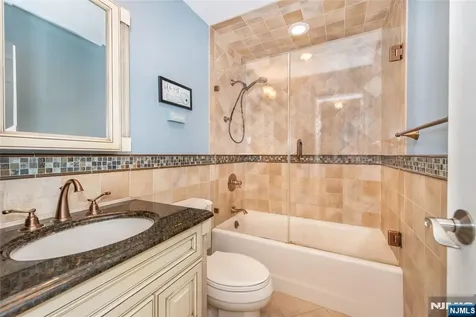580 Bloomfield West Caldwell NJ 07006