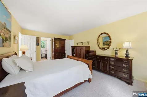 168 Engle Street Tenafly NJ 07670