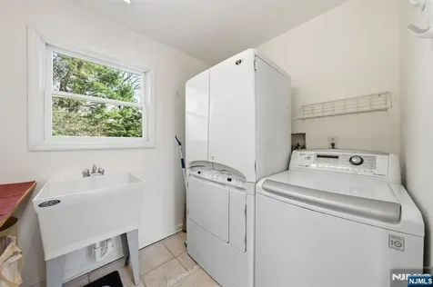 168 Engle Street Tenafly NJ 07670