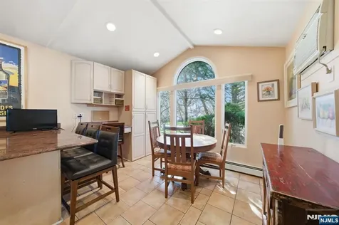 168 Engle Street Tenafly NJ 07670