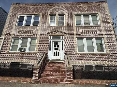 740 N 8th Street Newark NJ 07107