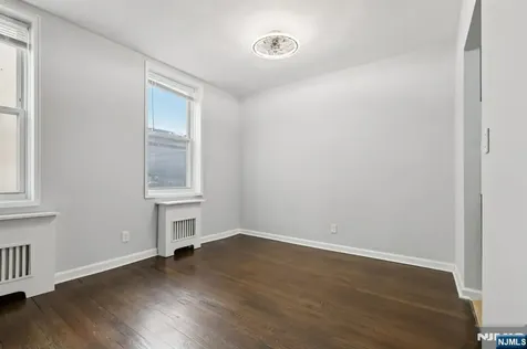 2160 Center Avenue Fort Lee NJ 07024