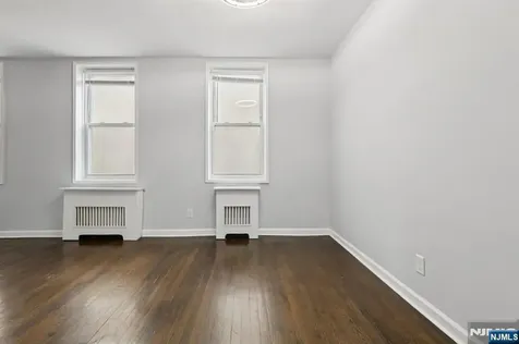 2160 Center Avenue Fort Lee NJ 07024