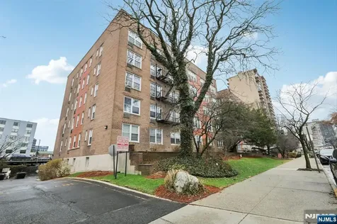 2160 Center Avenue Fort Lee NJ 07024