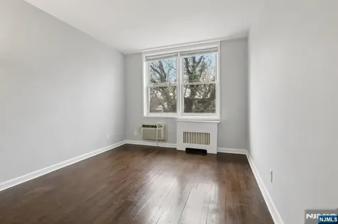 2160 Center Avenue Fort Lee NJ 07024