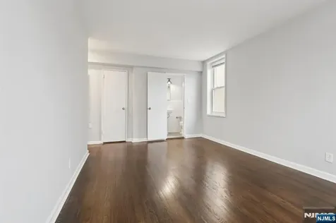 2160 Center Avenue Fort Lee NJ 07024