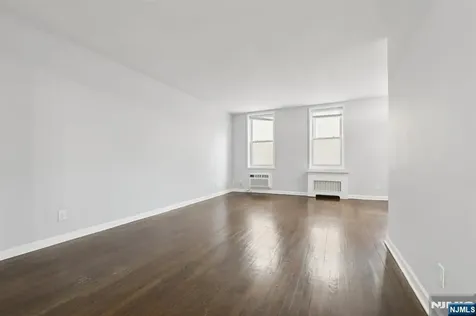 2160 Center Avenue Fort Lee NJ 07024