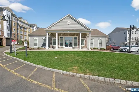 22 Wisteria Lane Garfield NJ 07026
